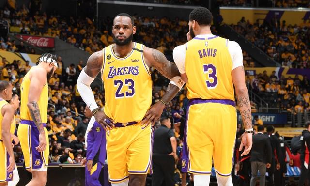 内线在半挡 内线在半挡