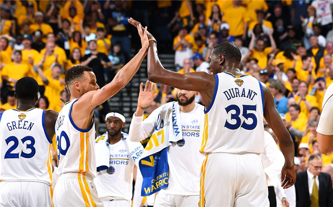 偏离价值或 偏离价值或